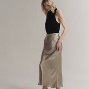 Glossy Bias-Cut Slim Fishtail Skirt
