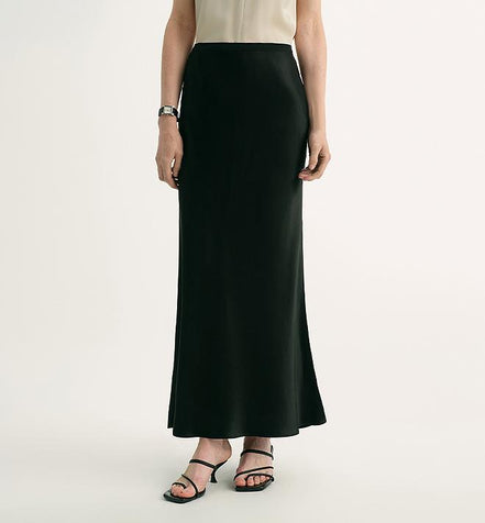 Glossy Bias-Cut Slim Fishtail Skirt